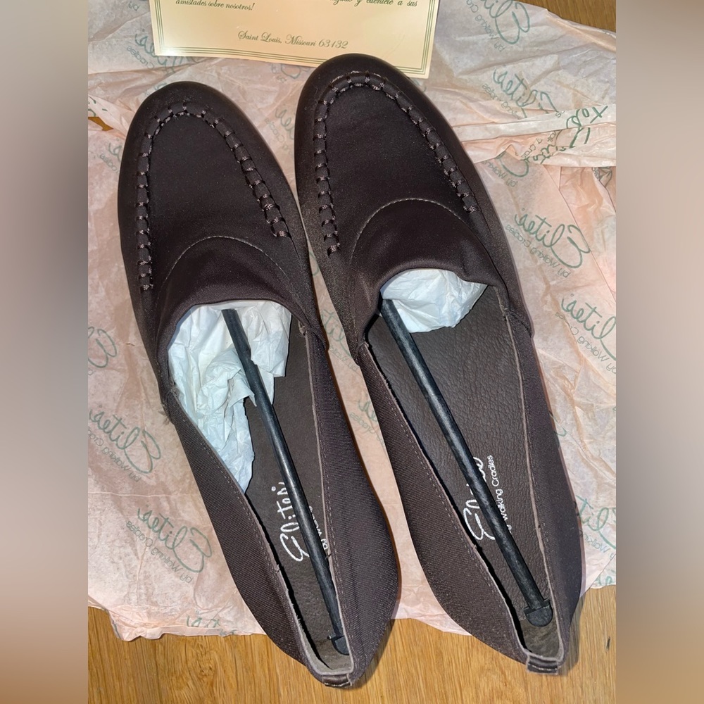Shoes - Picture 5 of 10